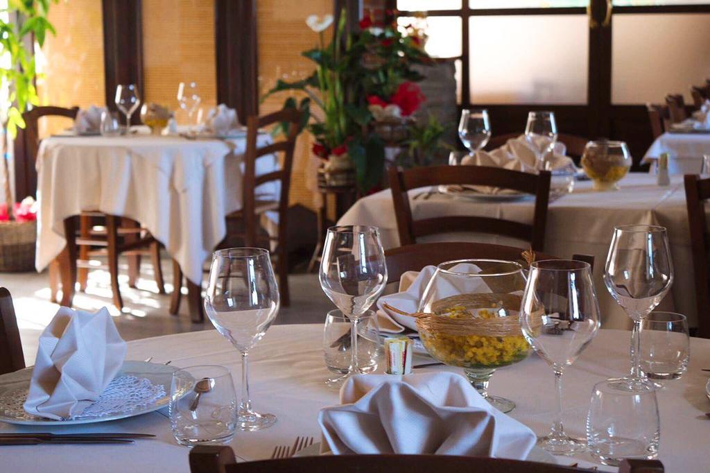 Ristorante Albergo 'L Bunet Cortemilia المظهر الخارجي الصورة